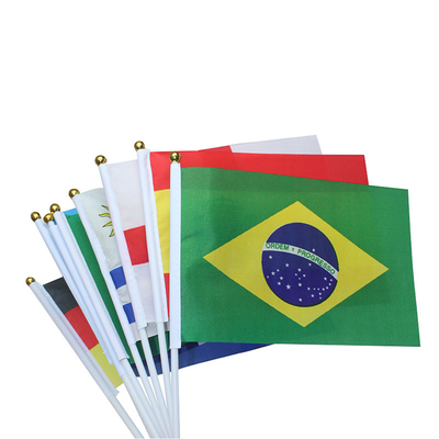 Polyester Dicetak Hand Held Flags 10 * 15 cm Disesuaikan Ukuran Kecil