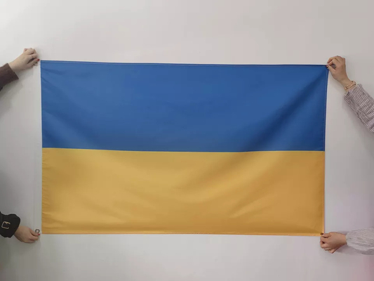 Bendera Dunia Poliester Warna Pantone 3x5 Gaya Menggantung Bendera Nasional Ukraina